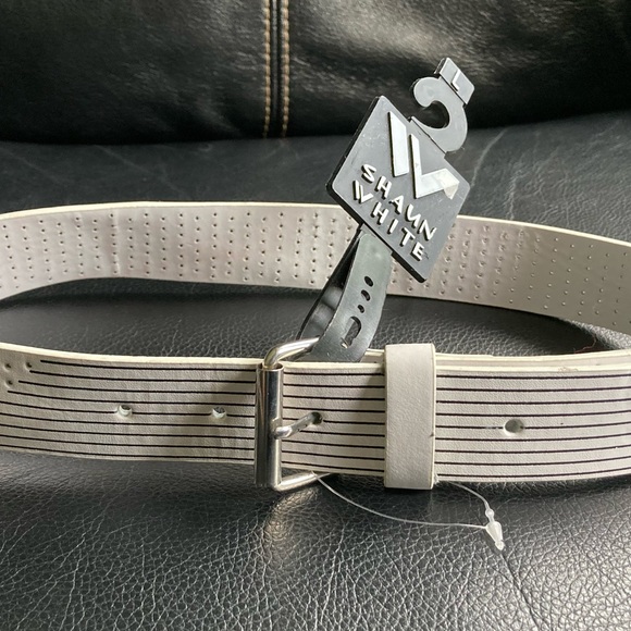 Shawn White Black & White Synthetic Belt - Picture 6 of 10
